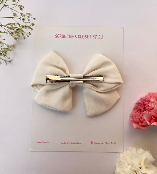 Off white Bow