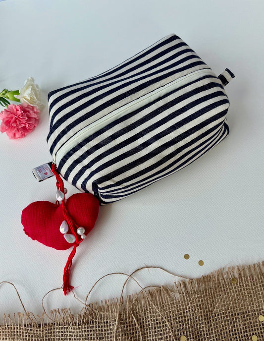 All Things Pretty Pouch