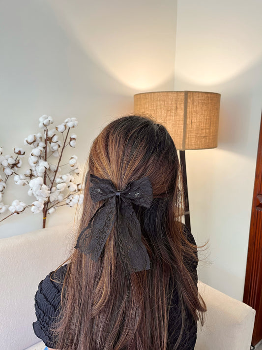 Lace Tailbow