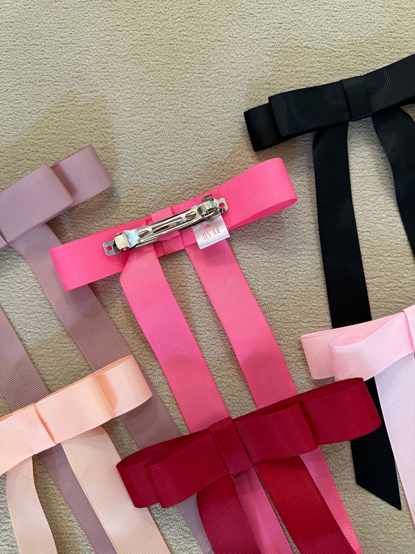Ribbon Bows π