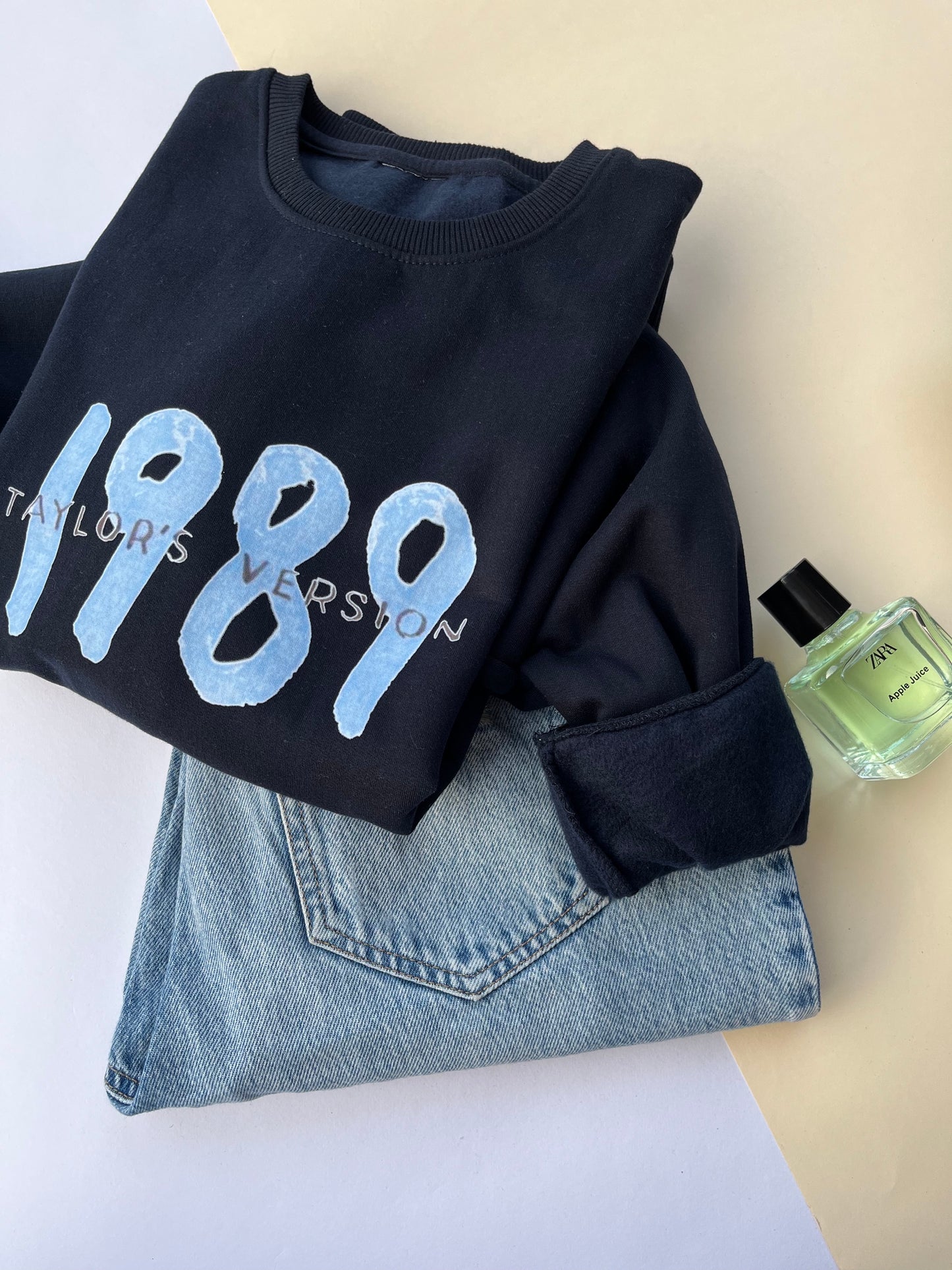 1989 Navy Blue Sweatshirt