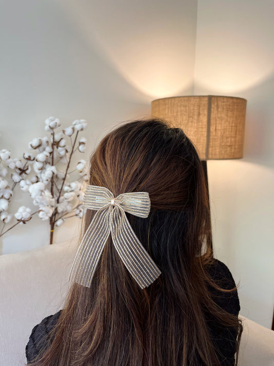 Dainty Shimmer Tailbow