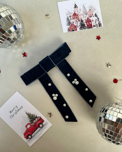 Sapphire Velvet Pearl Bow