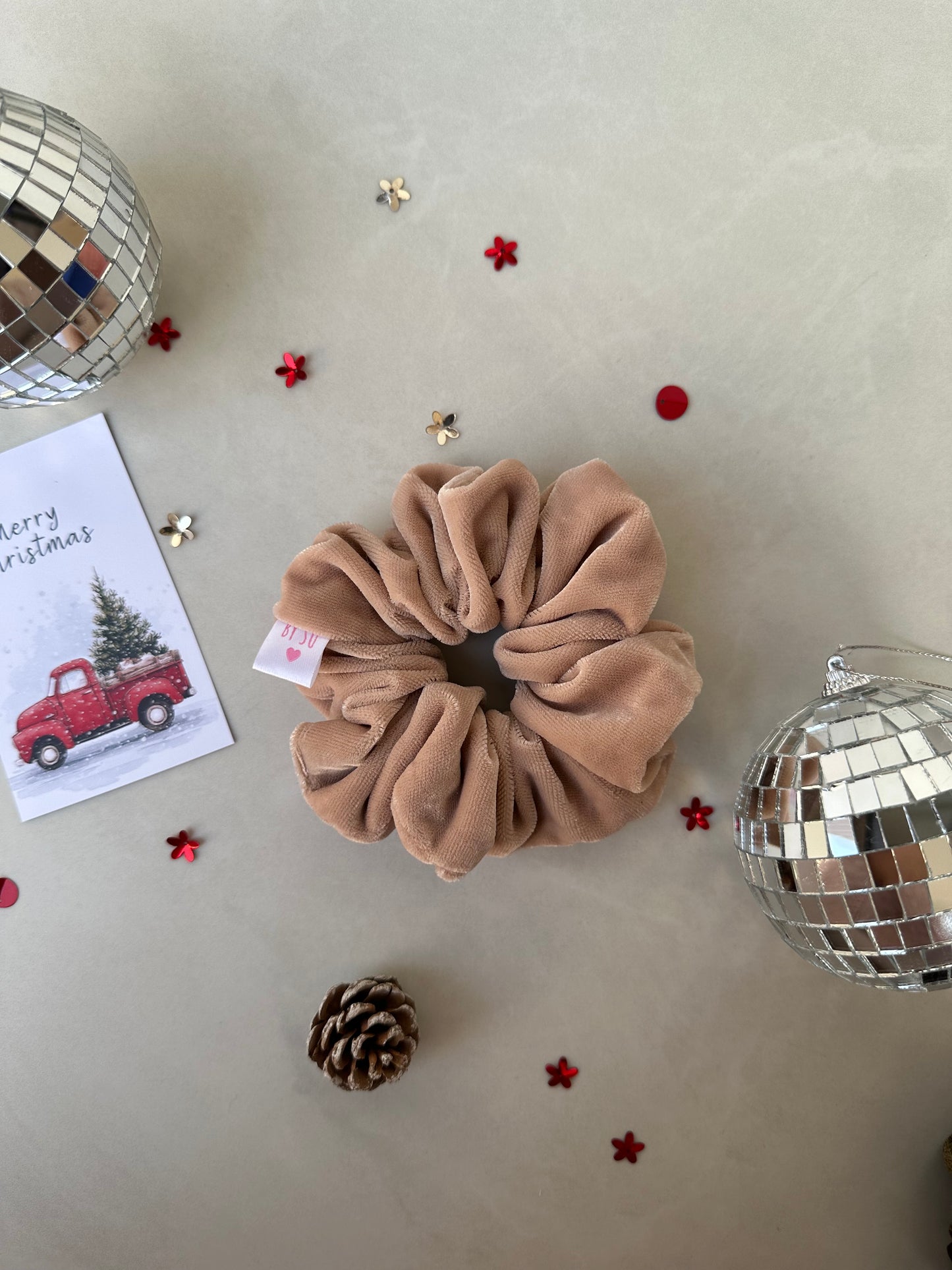 Sand Blossom Velvet Scrunchie