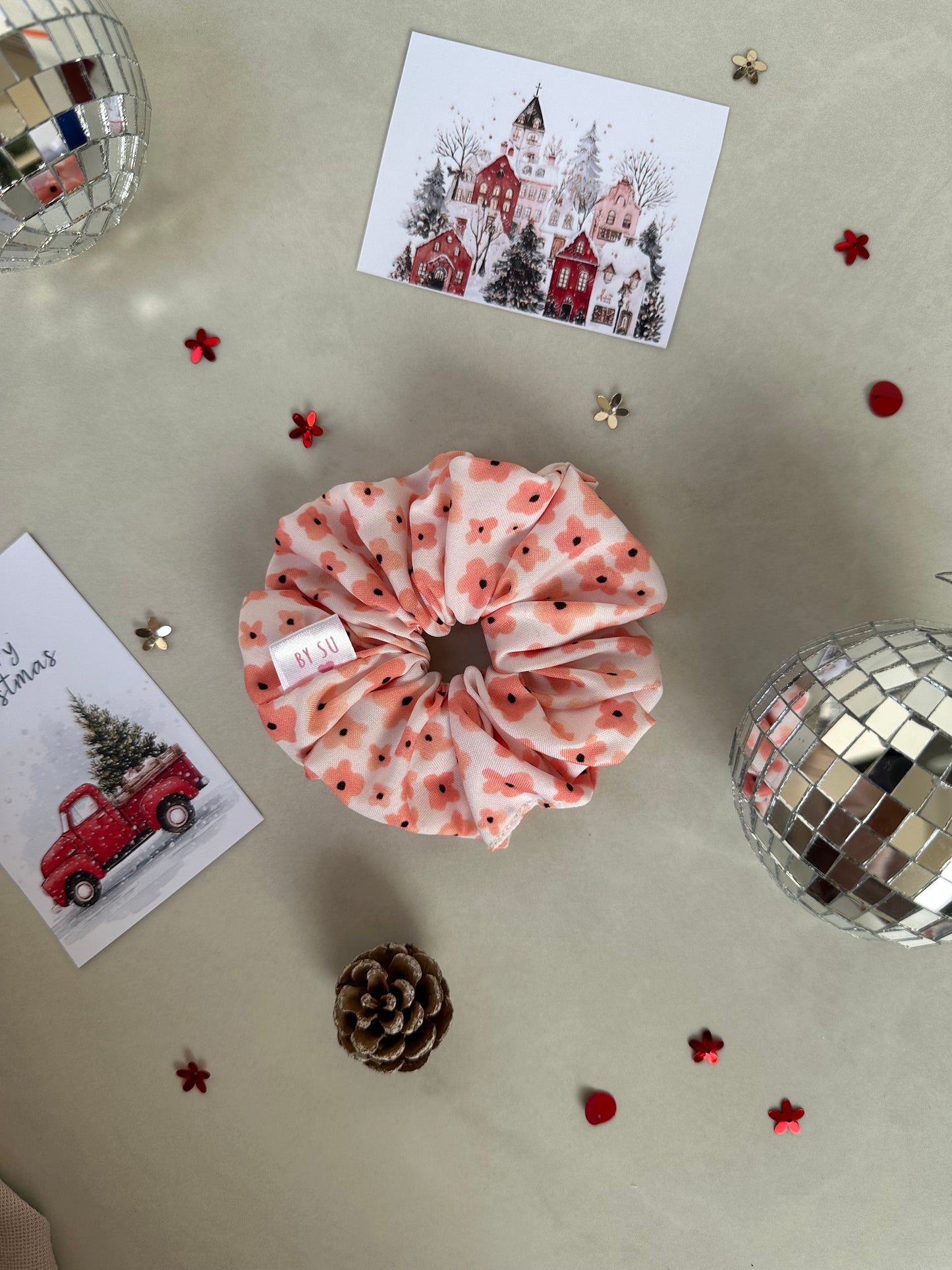 Flower Pop Scrunchie