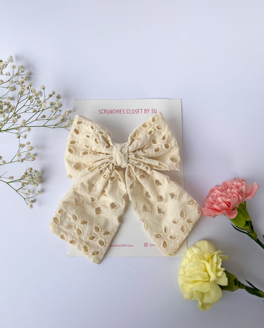 Vintage Beige Tailbow