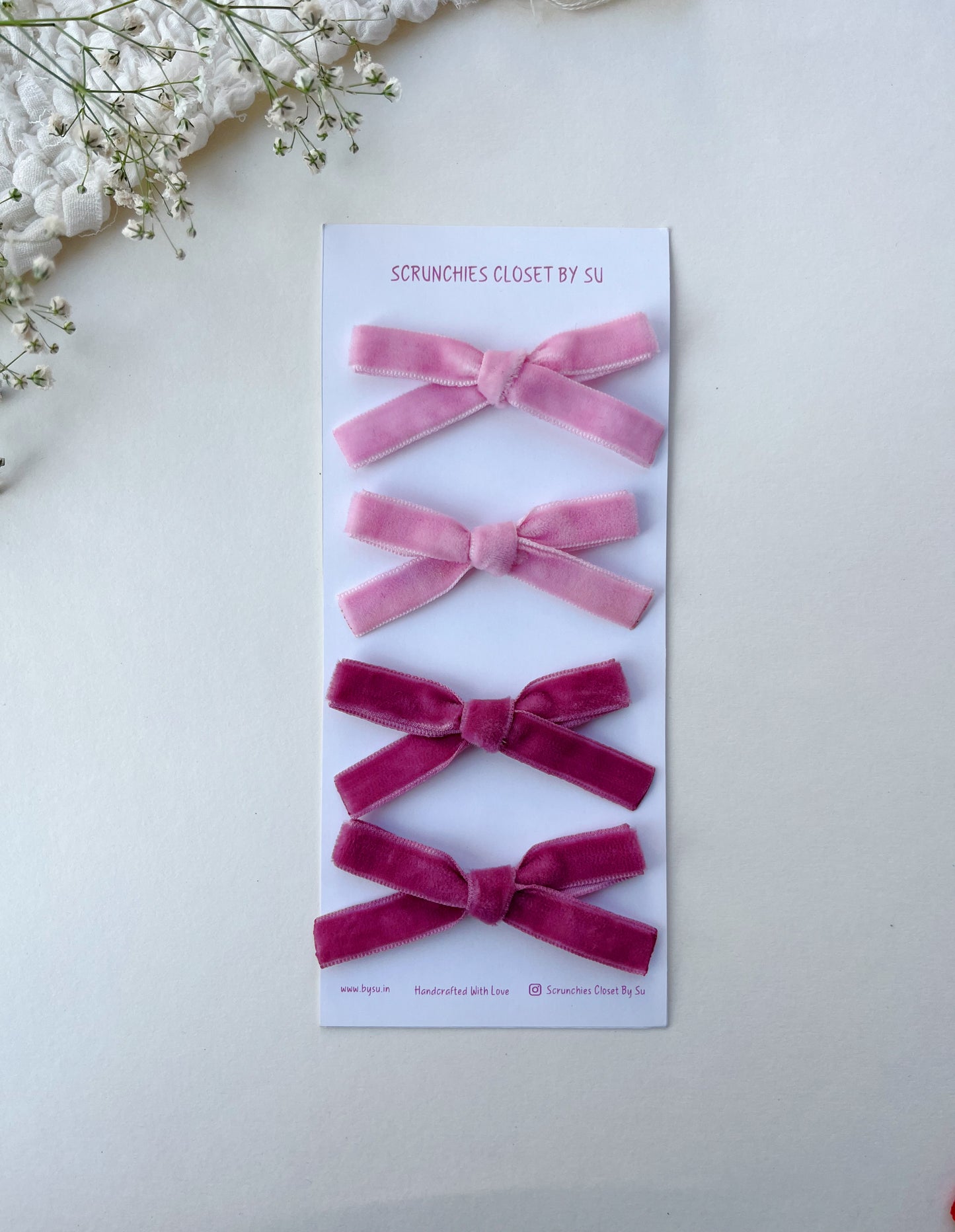 Pinwheel Velvet Bows