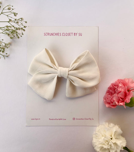 Off white Bow