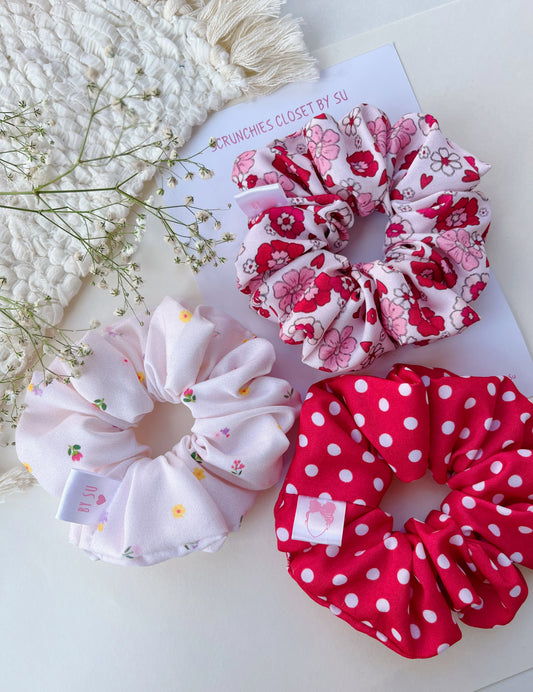 Red Flowery Scrunchies Combo