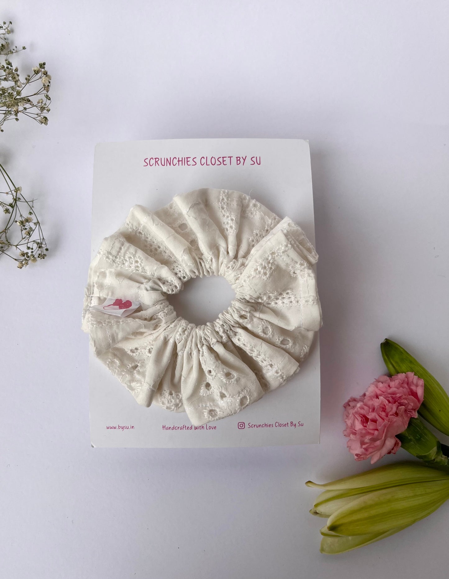 Vintage White Scrunchie