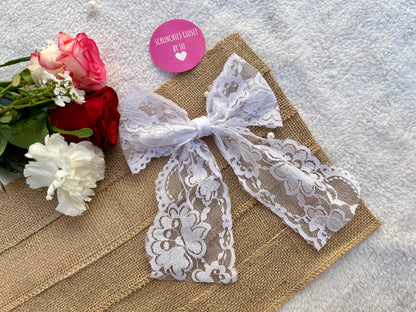 Lace Tailbow