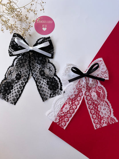 Dainty Lace Bows